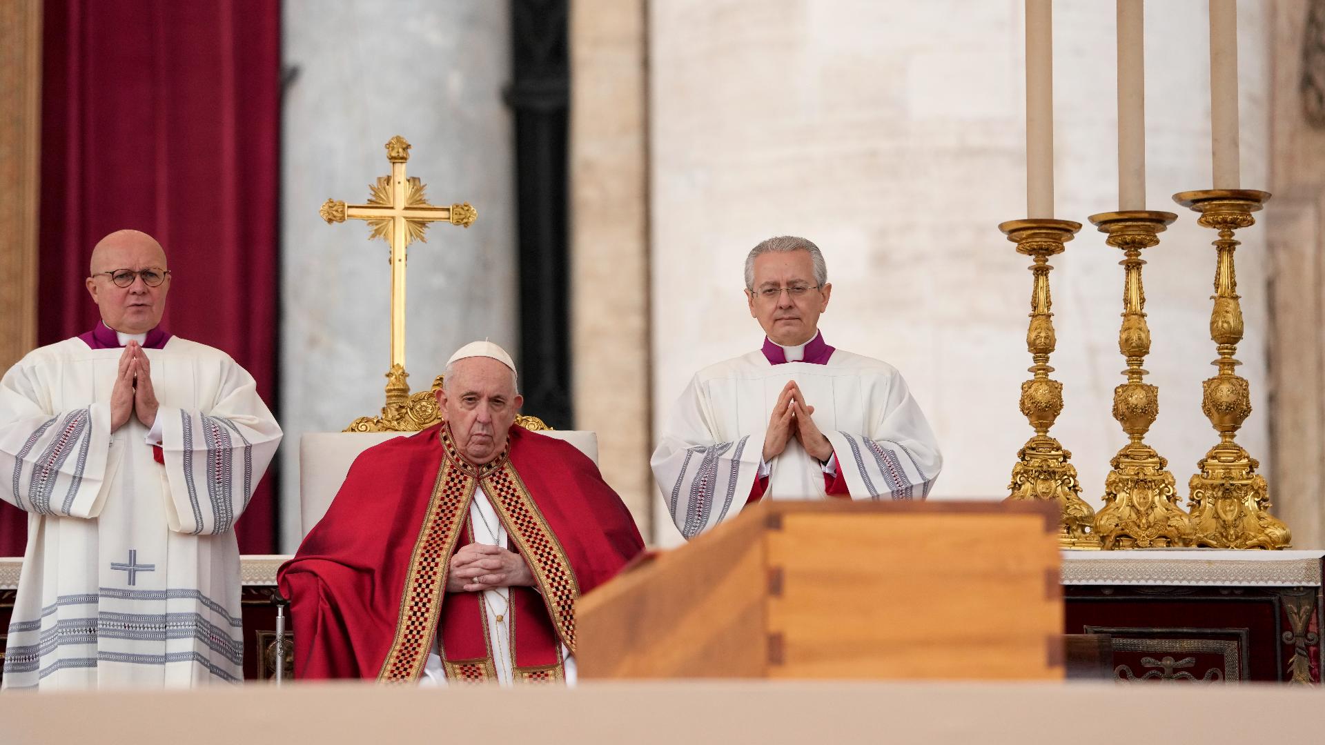 The rites and rituals following the death of a pope, his funeral and  burial, explained