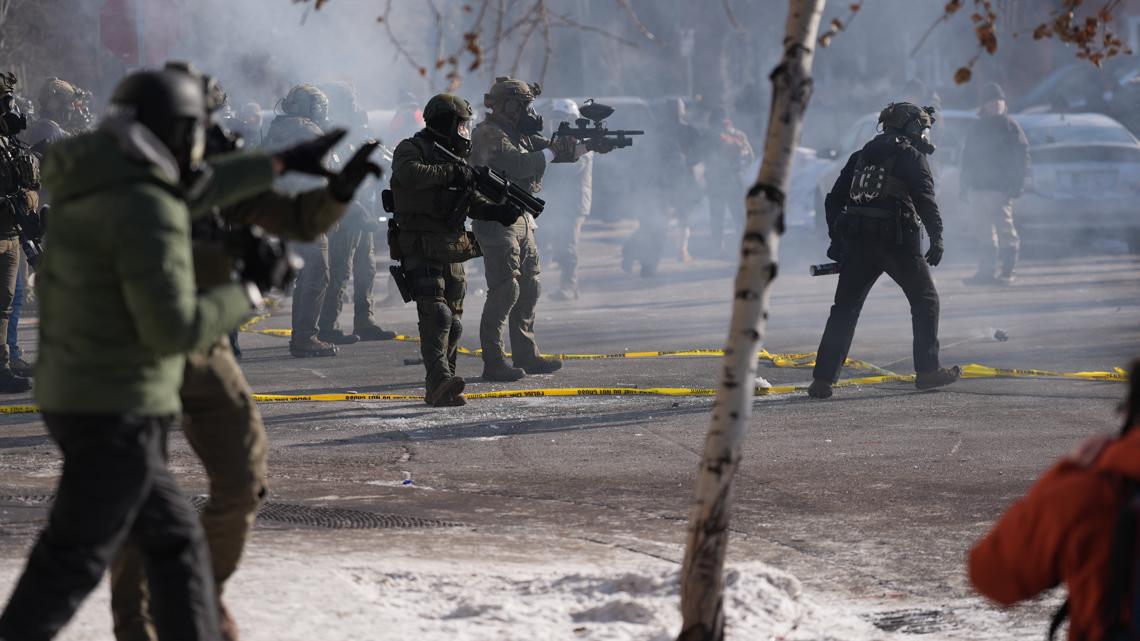 Federal agents clash with protesters after another fatal shooting in Minneapolis