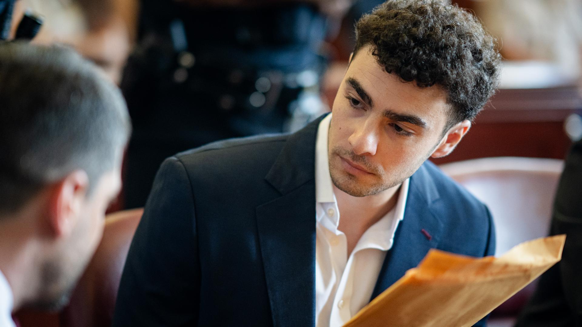Luigi Mangione plea talks ongoing ahead of Friday hearing in federal case, reports say