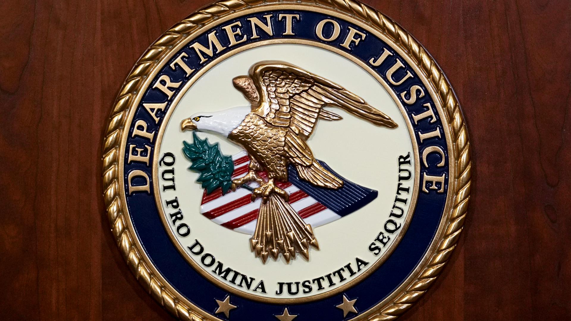 Former federal IT specialist pleads guilty to sharing classified information, DOJ says