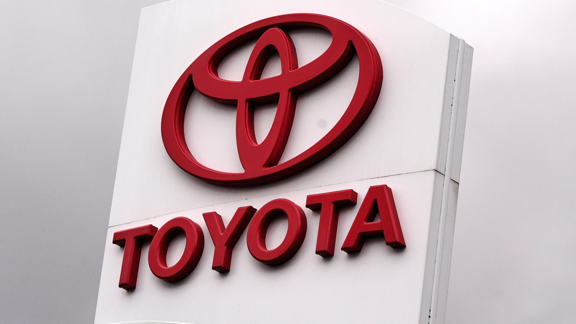 Toyota recalls 30,000 RAV4 Plug-in Hybrids that may shut down at high speeds