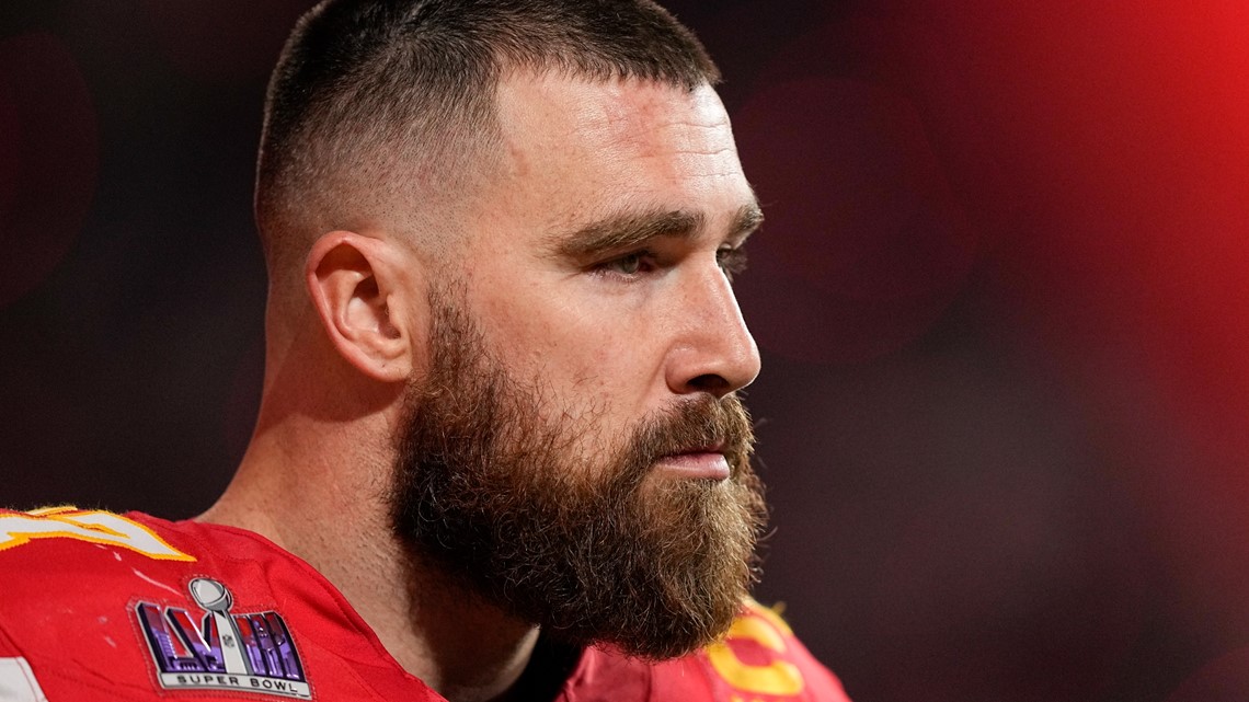 Travis Kelce opens up about yelling at coach Reid at Super Bowl