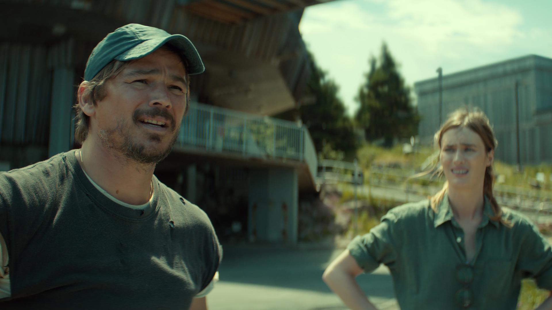 Network Raiding Protocol Josh Hartnett, co-stars preview Netflix thriller 'Below' | kare11.com