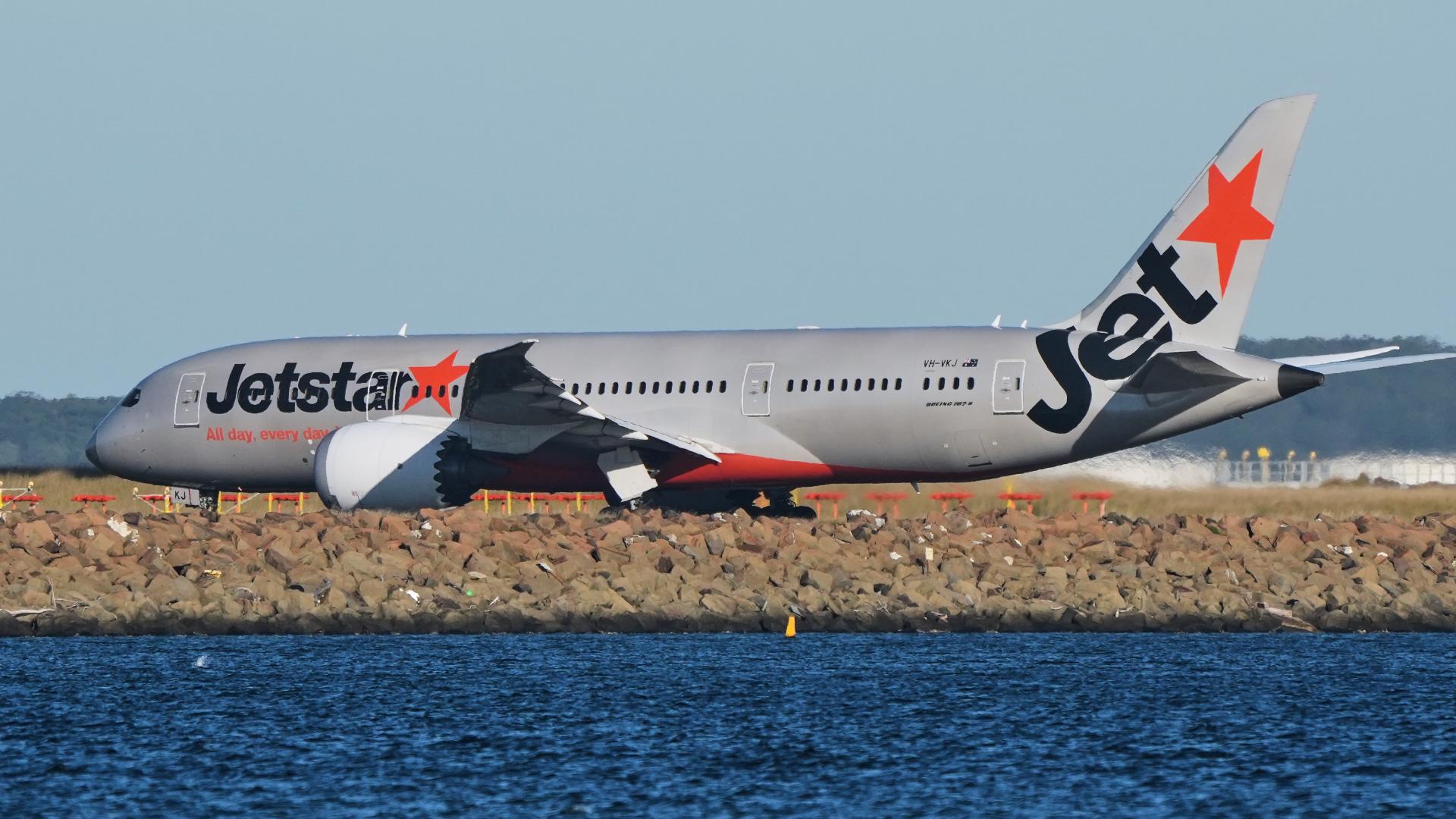 Australian airline will charge passengers to use the overhead bins for their bags