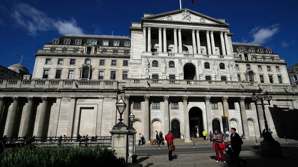 Bank of England pressured to follow Fed in rate hike | kare11.com