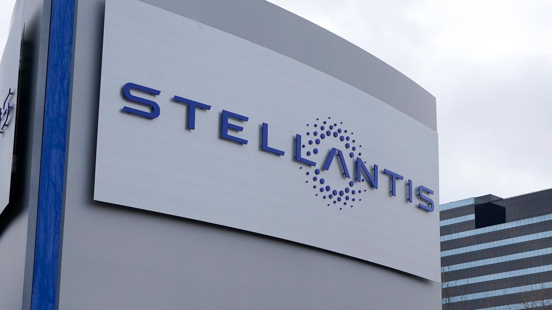Stellantis recalls 848,500 U.S. vehicles for software glitch