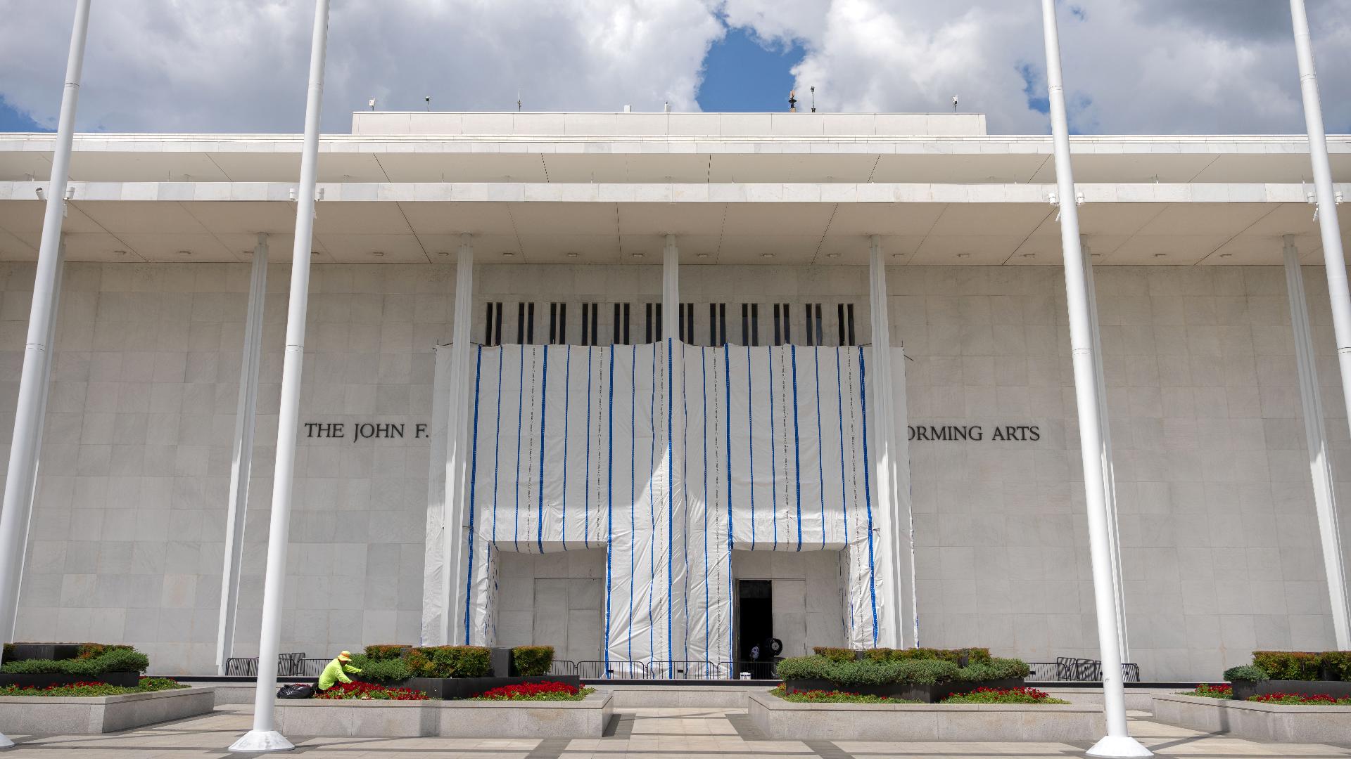 Kennedy Center tells court it won't try to restore Trump's name to the building before Sept. 8