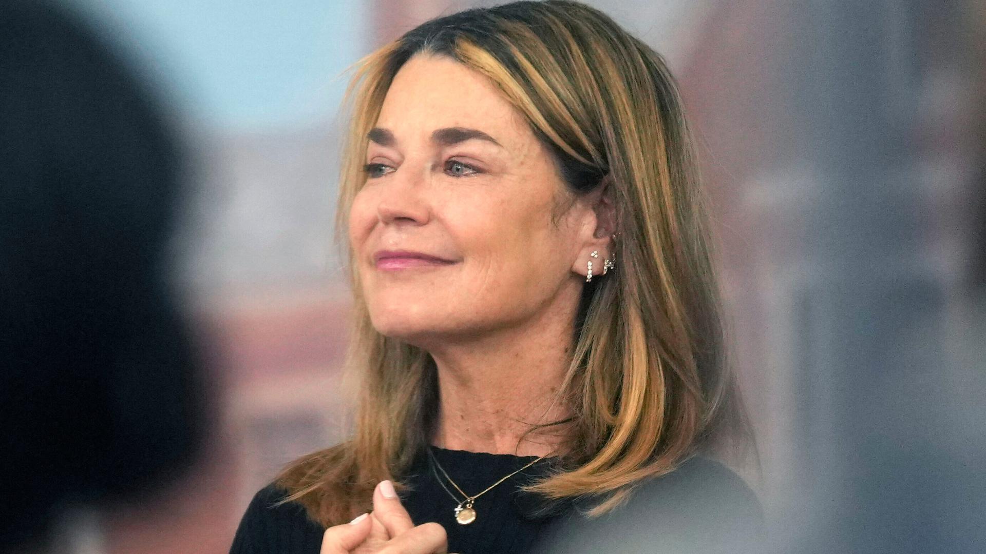 Savannah Ransom Note Savannah Guthrie wipes away tears during 'TODAY' broadcast after ransom ...