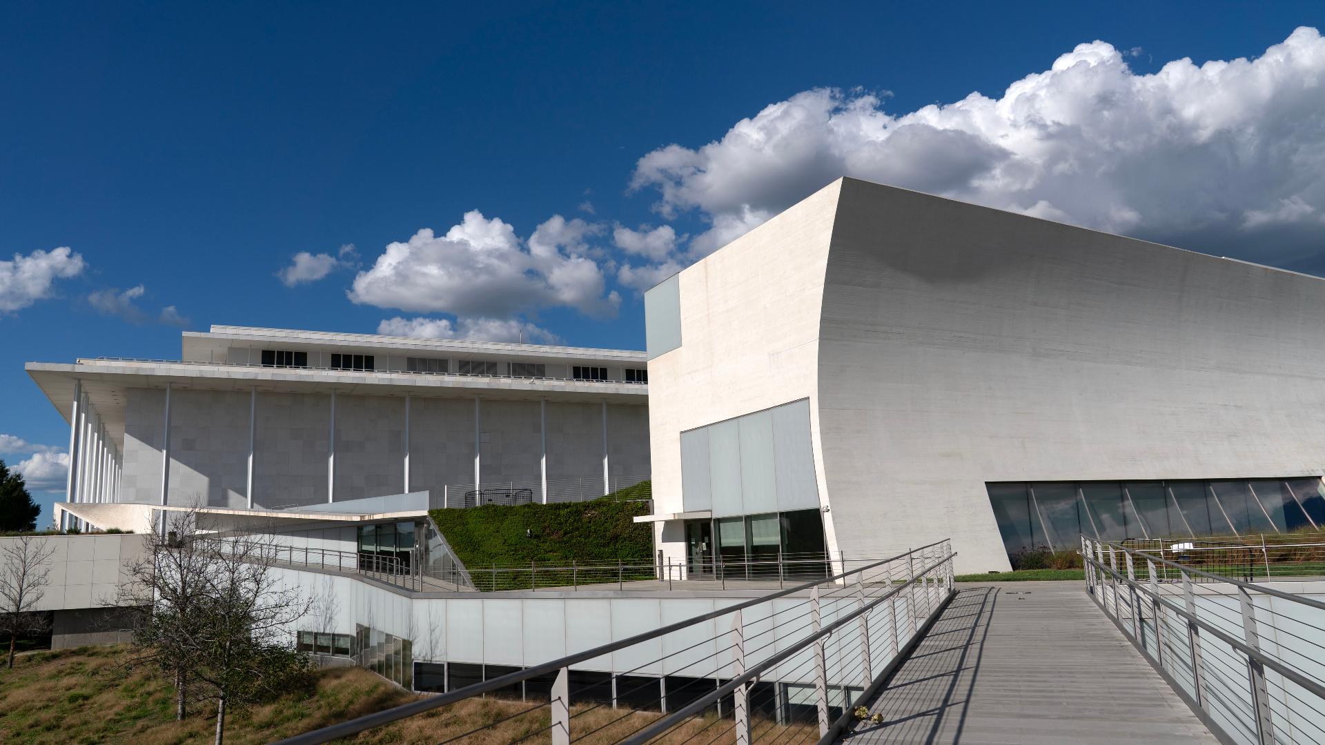 Kennedy Center board to propose new options for honoring President Trump