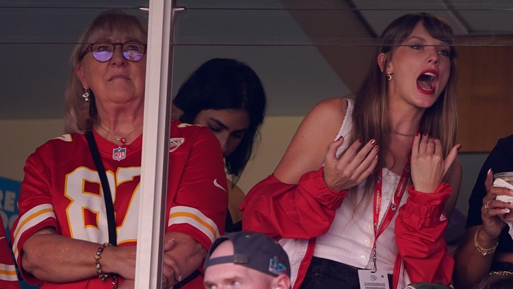 Travis Kelce merch soars after Taylor Swift appearance