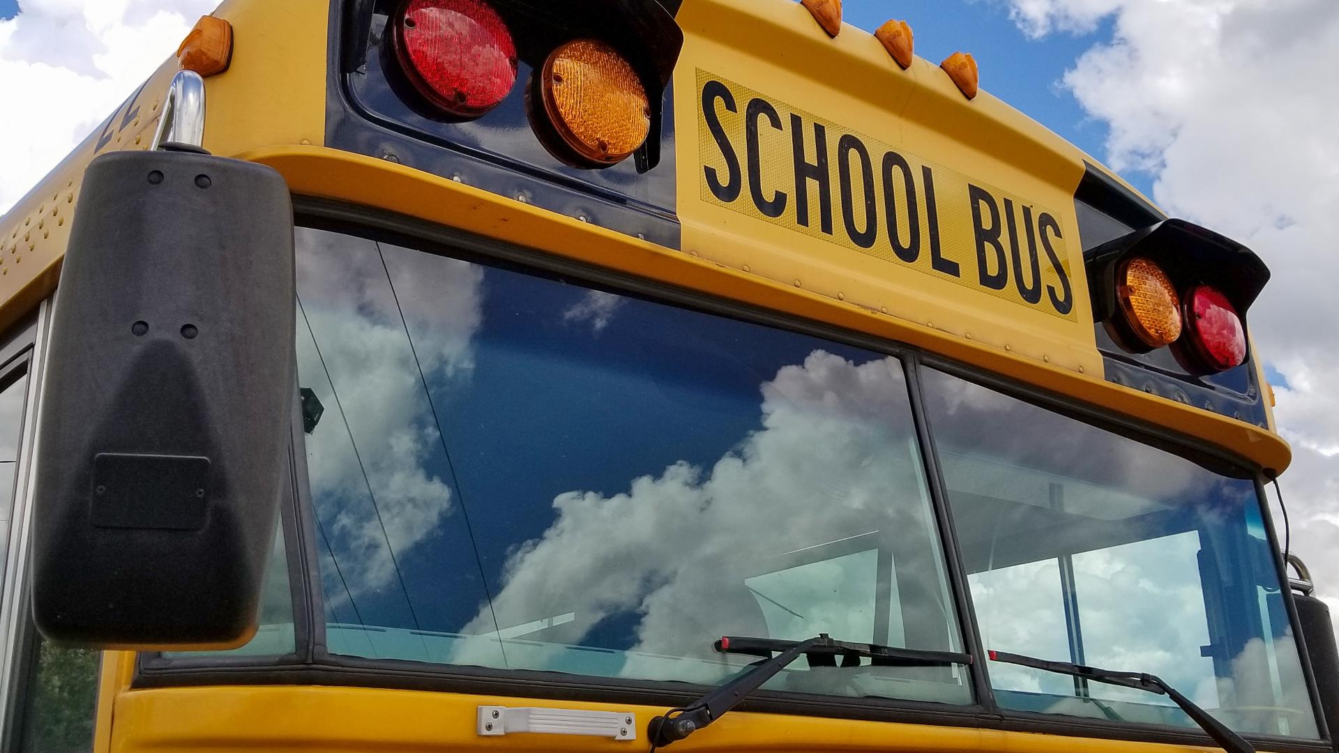 Texas lawmaker pushes to delay the start of the school year to avoid extreme heat