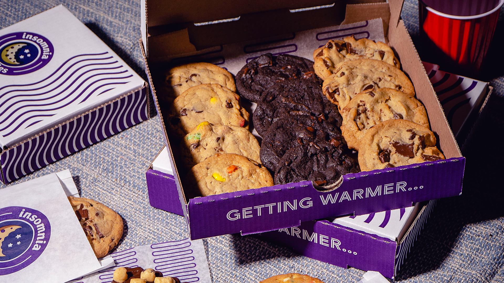 A popular chain is offering 30,000 free cookies for college freshmen. Here's how to claim yours.