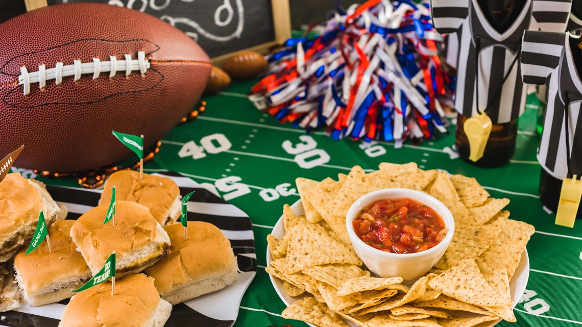 Super Bowl 2021 food deals from BWW, TGI Fridays and more