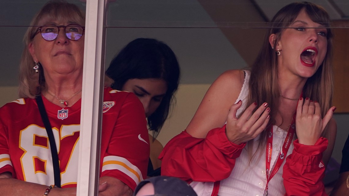 Chiefs merch gets bump from Taylor Swift-Travis Kelce rumors