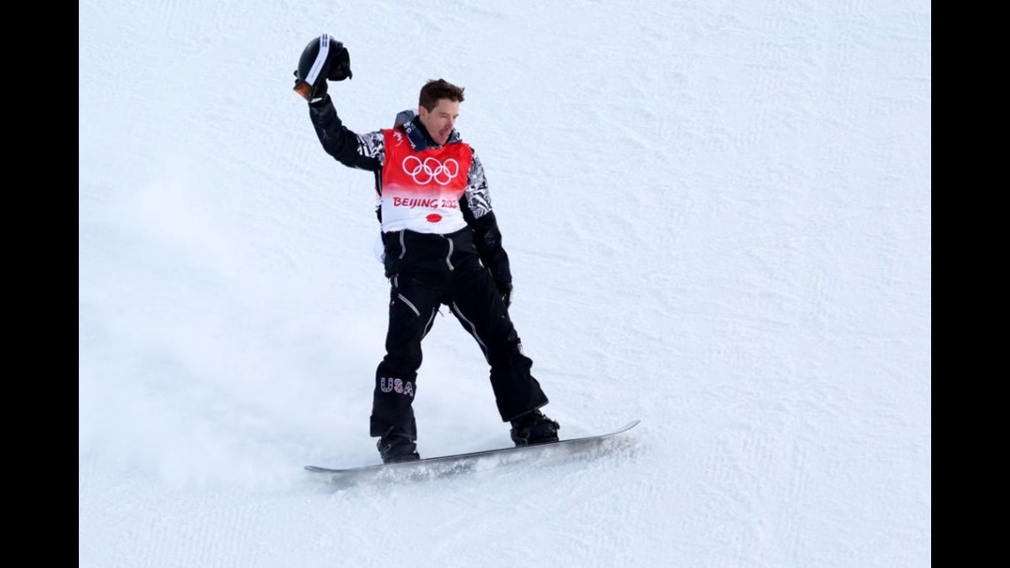 Shaun White Cries After Final Olympics Snowboarding Run in Beijing