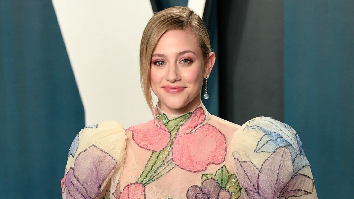 Lili Reinhart Says She Did a Bra Scene on 'Riverdale' to Help Others With  Body Positivity