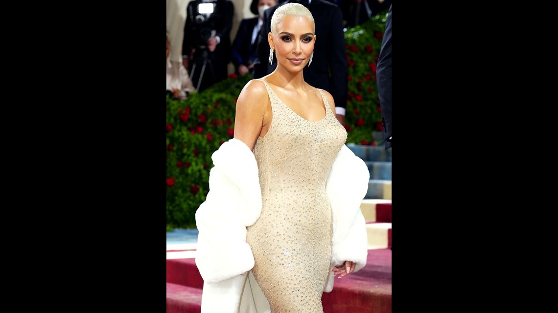 Marilyn Monroe's Dress Designer Bob Mackie Says Kim Kardashian Wearing Her  Gown Was a 'Big Mistake' | kare11.com