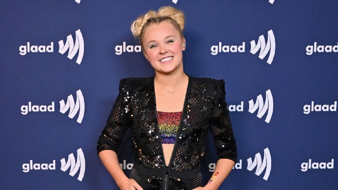 JoJo Siwa Recalls the Exact Moment She Realized She Was Gay - Gayety