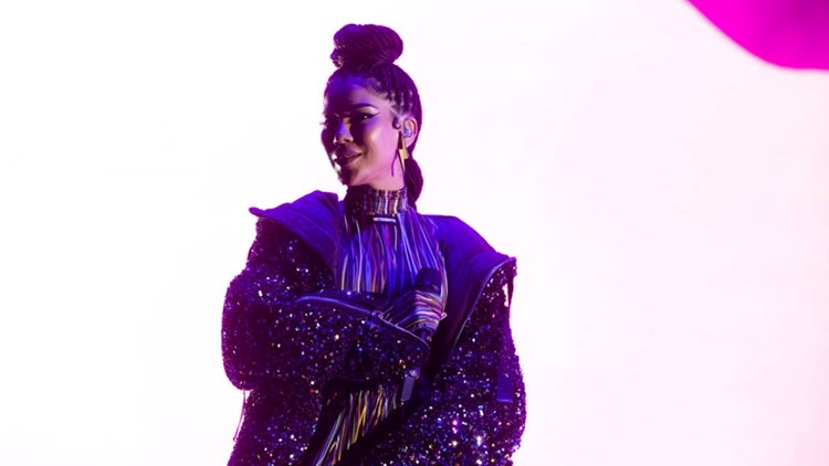 Watch Jhené Aiko's stunning Super Bowl performance of 'America The  Beautiful'