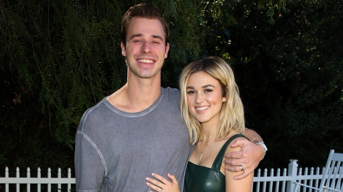 Pregnant Sadie Robertson Reveals Sex Of Baby After Battling Covid 19 Kare11 Com Pregnant Sadie Robertson Reveals Sex Of Baby After Battling Covid 19 Kare11 Com