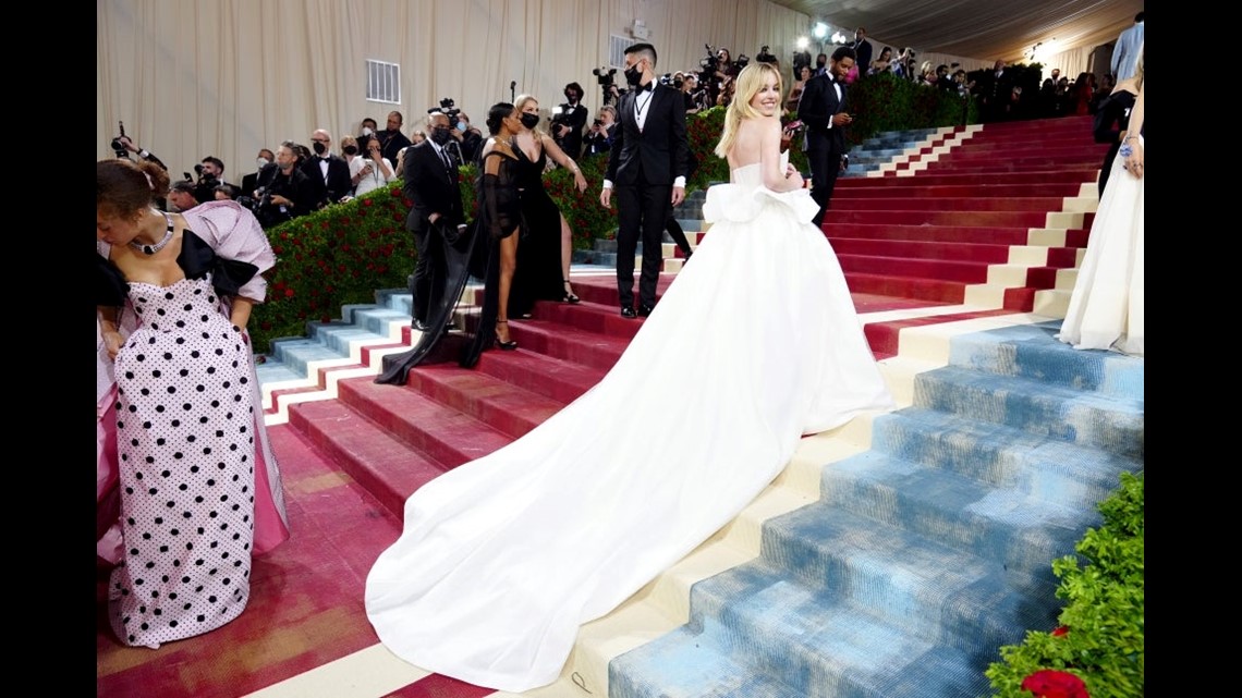 Look: Emma Stone Rewears One Of Her Wedding Dresses To The 2022 Met Gala
