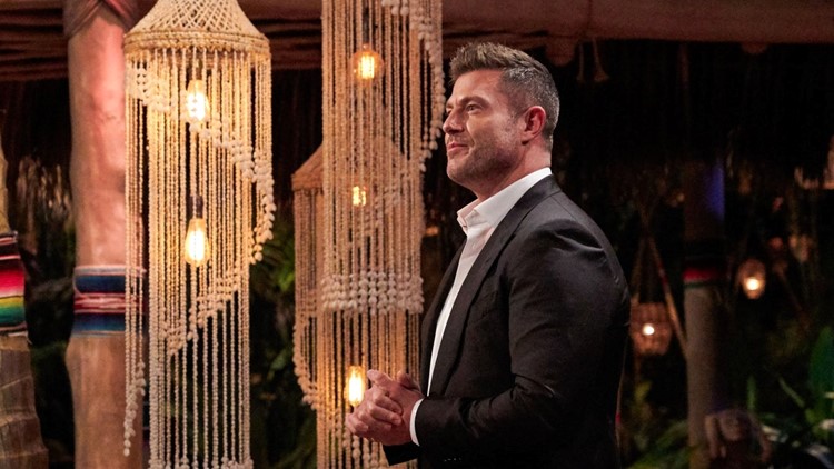 'Bachelor in Paradise' Recap: An OG Couple Crumbles as One Woman Secretly Leaves the Beach