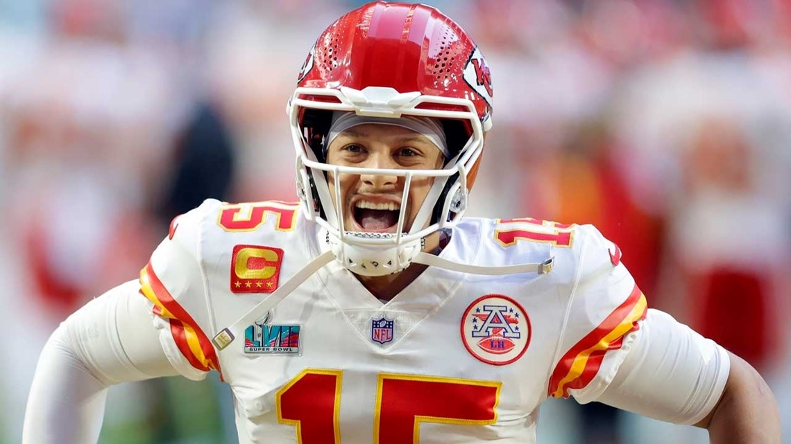 How to watch Kansas City Chiefs vs. Philadelphia Eagles in LVII today - CBS  News