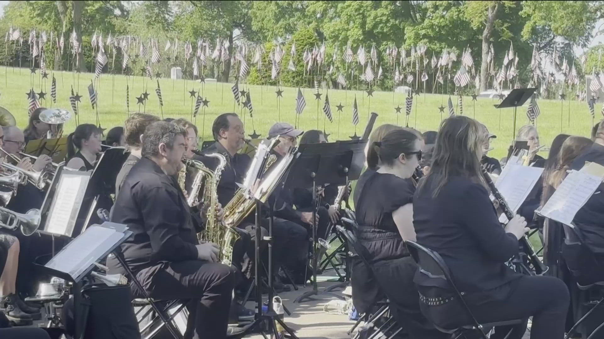 Hundreds of people also observed Memorial Day at Lakewood Cemetery.