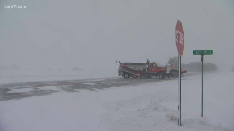 2 feet of snow could come to Dakotas, northwestern Minnesota