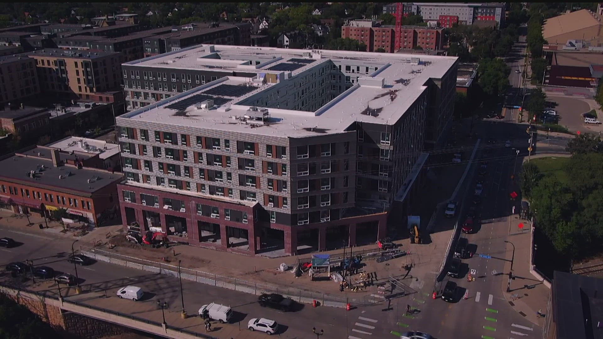 Identity Dinkytown apartments open — tenants say units feel unfinished