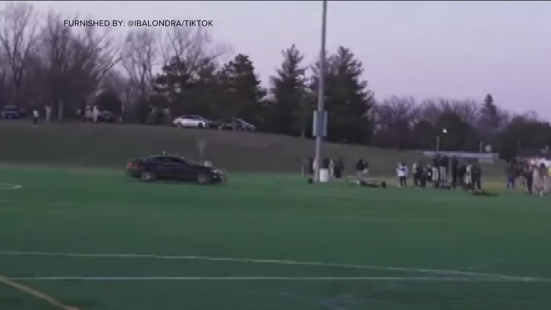 Vehicle nearly hits several spectators on St. Paul athletic fields ...