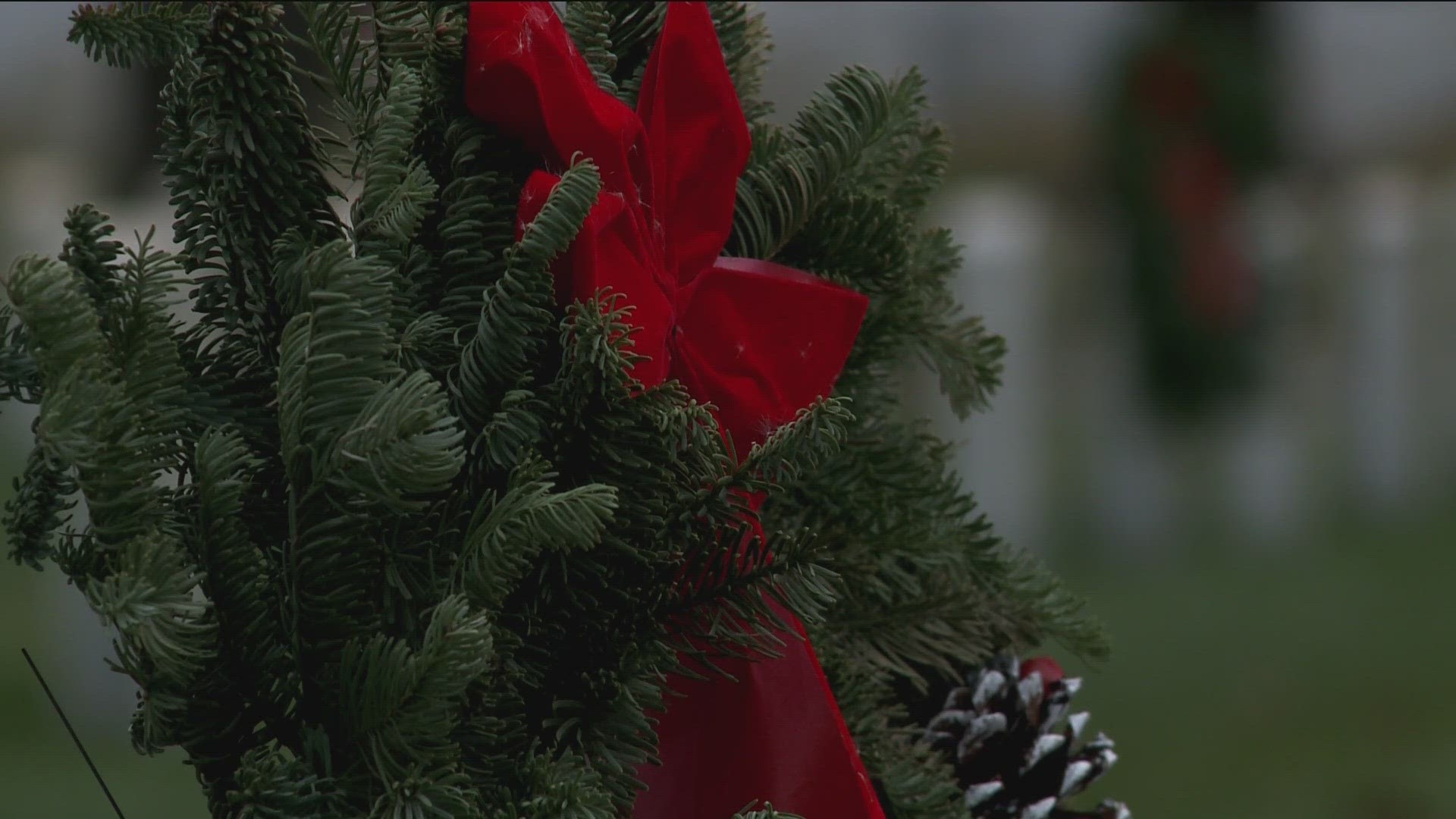 There are 260,000 graves at Fort Snelling National Cemetery, but only 4,800 wreaths have been donated as part of Wreaths Across America.