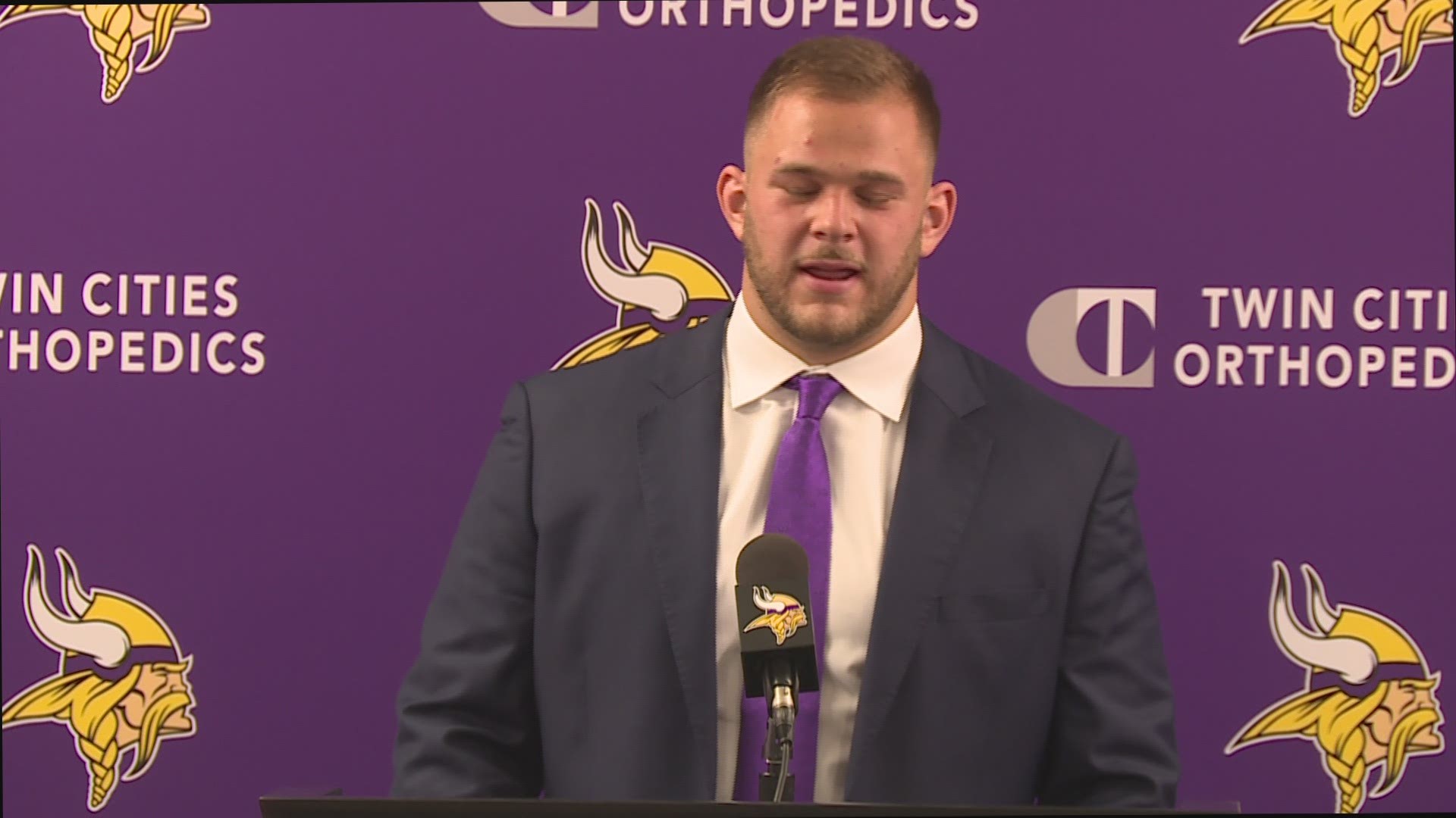 Vikings introduce firstround pick Bradbury