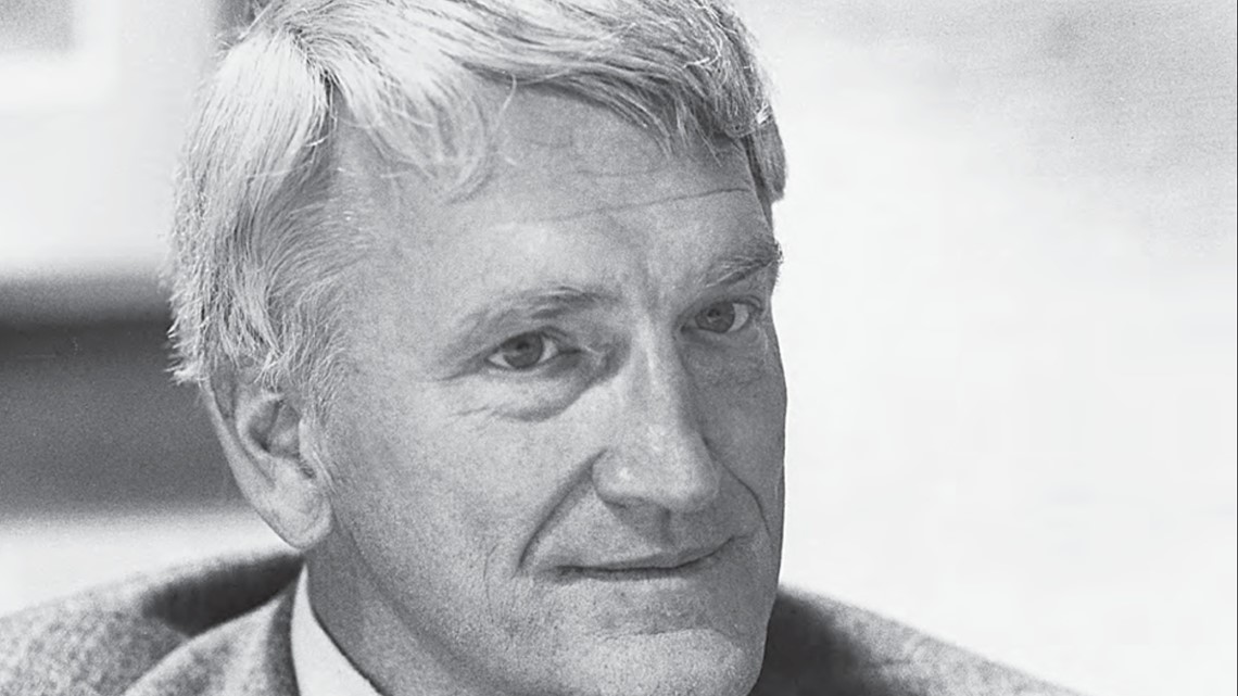 Cargill heir, former CEO Whitney MacMillan dies at 90