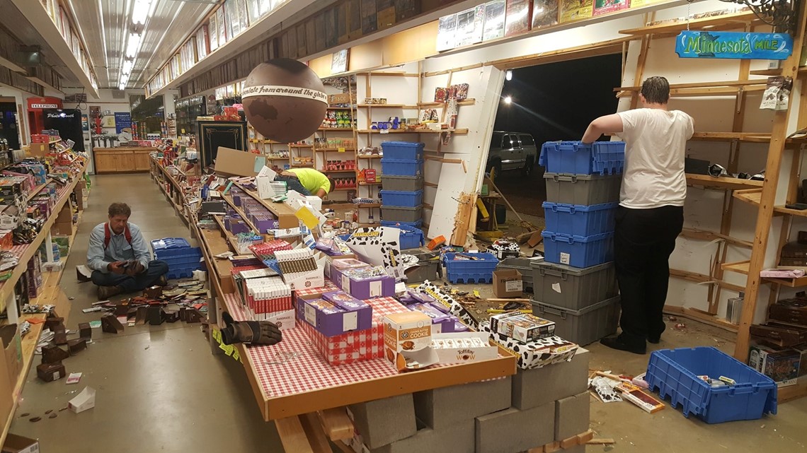 Car Crashes Into Mn S Largest Candy Store In Jordan Kare11 Com