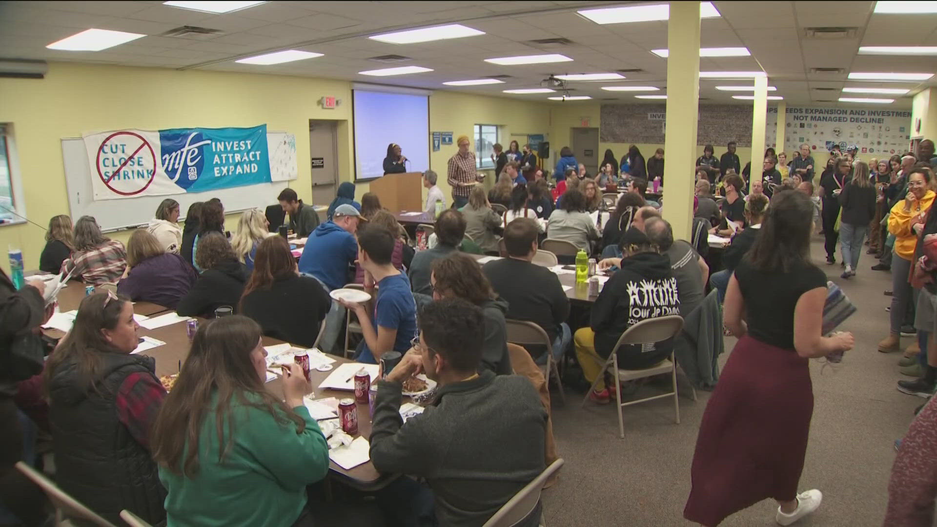 A statement from the Minneapolis Federation of Educators (MFE) said members will vote between Oct. 23 and 27, following a Tuesday night mediation.
