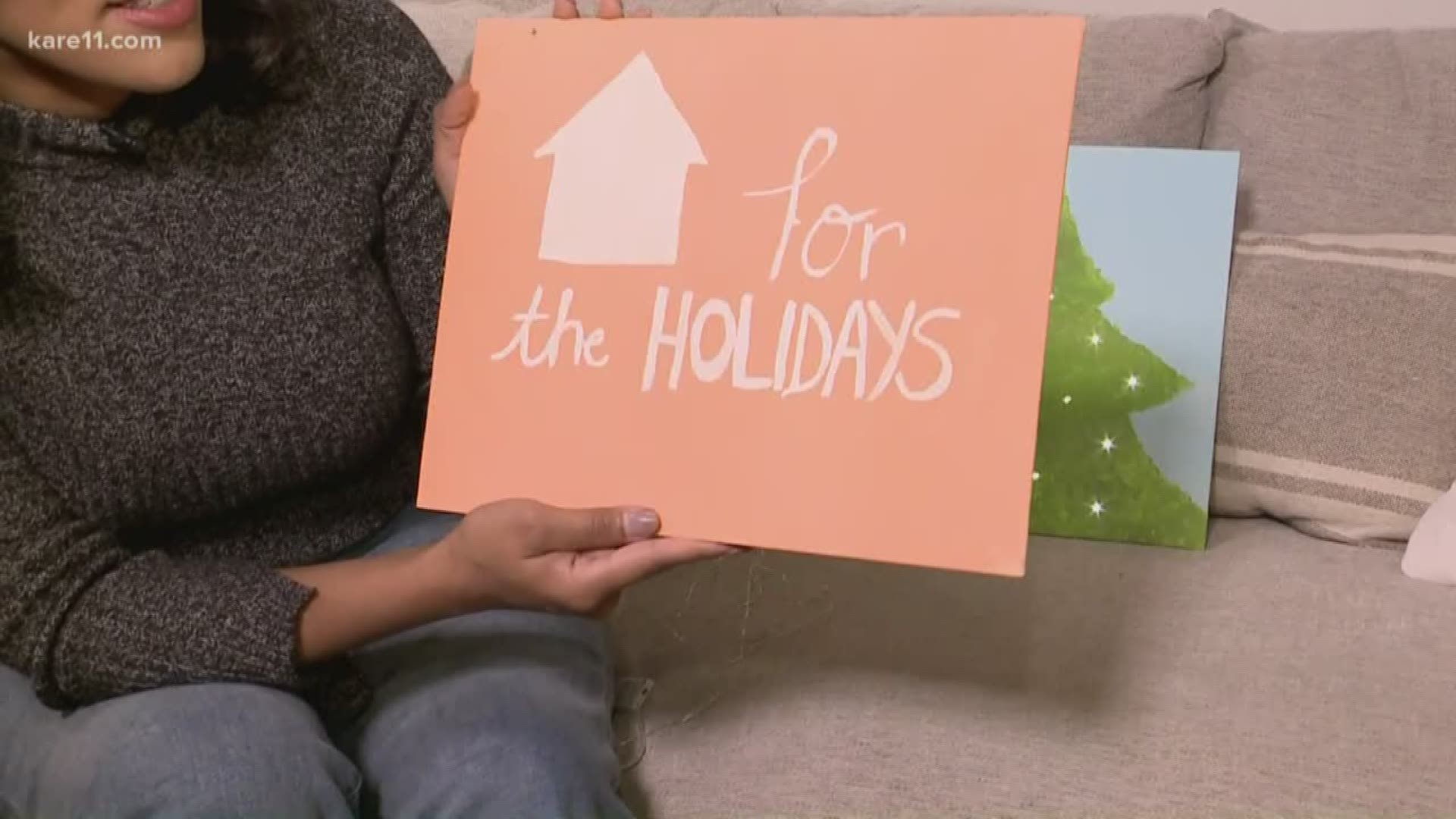 Kiya shows us how a simple string of lights can become a beautiful holiday accent piece.