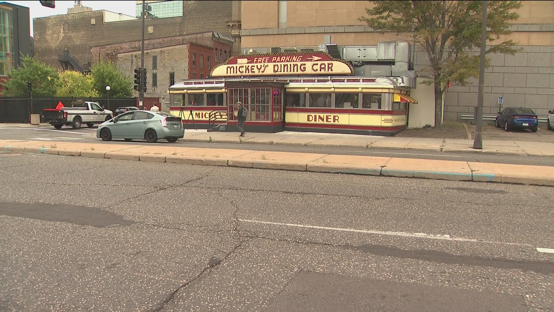 The diner had its soft reopening Thursday to an influx of excited customers.