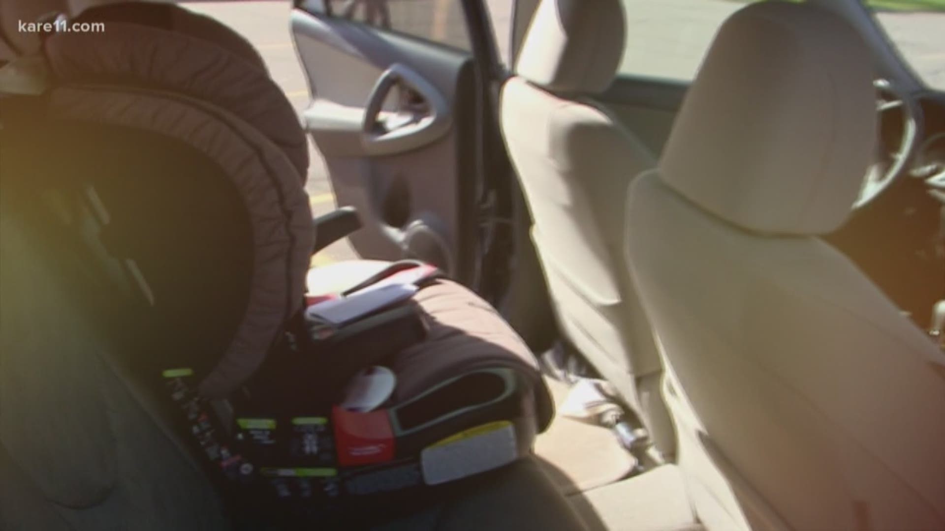 Children's car seats break in Consumer Reports tests