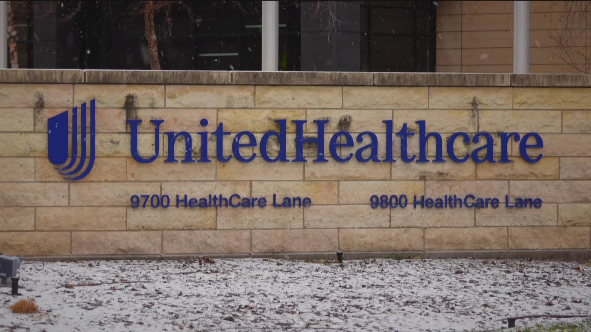 The lawsuit alleges the healthcare giant did not adjust its 2025 earnings outlook to factor in how the killing of Brian Thompson would impact operations.