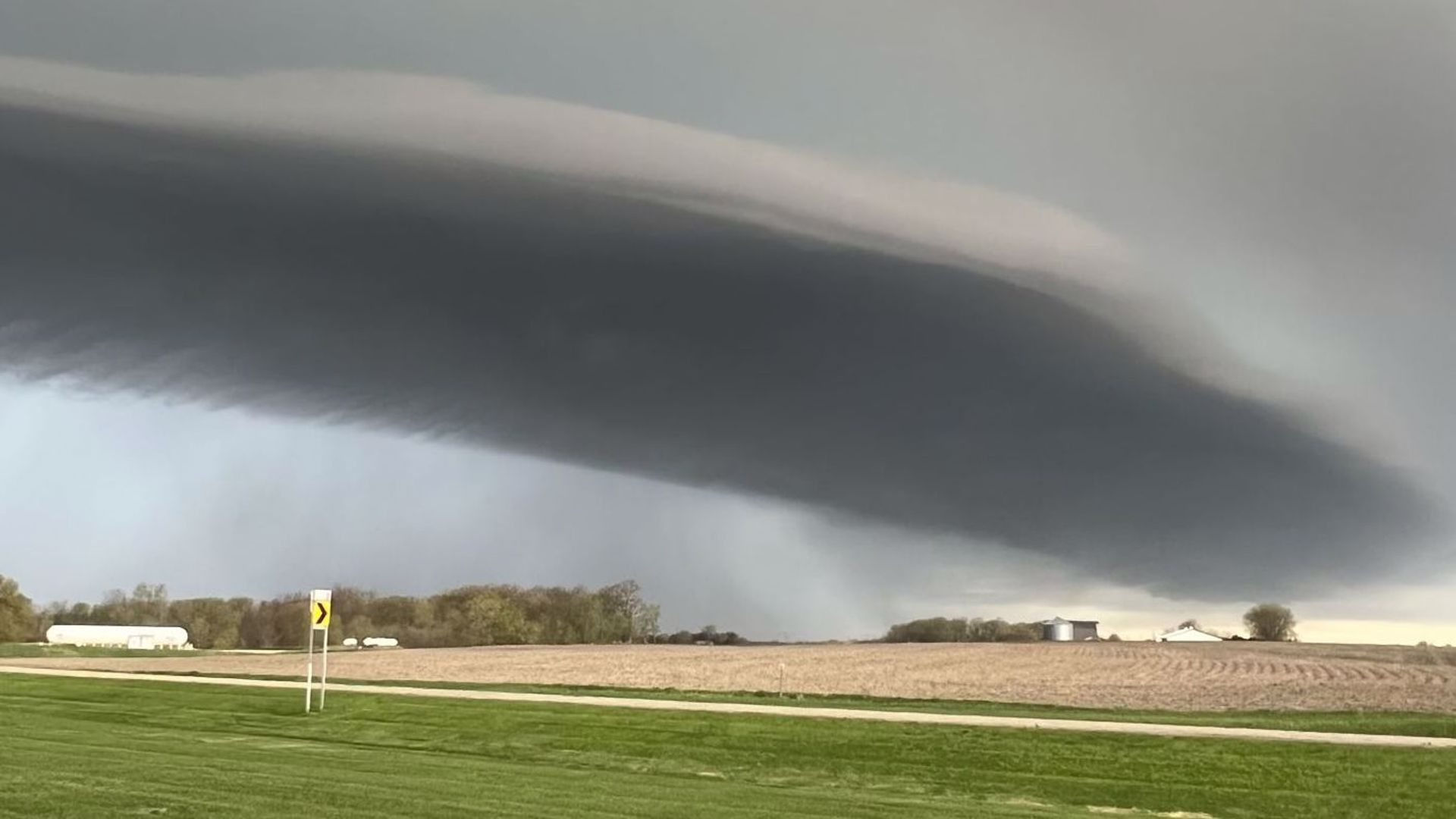 Xcel Energy: Thousands without power after widespread storms | kare11.com