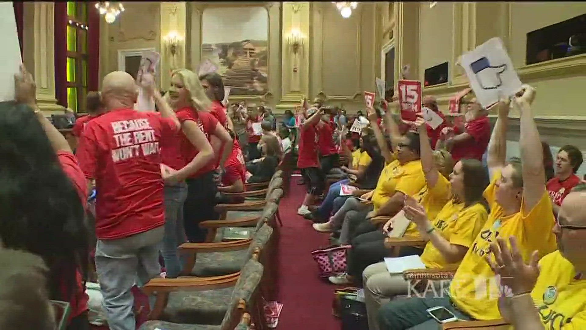Minneapolis council approves $15 an hour minimum wage