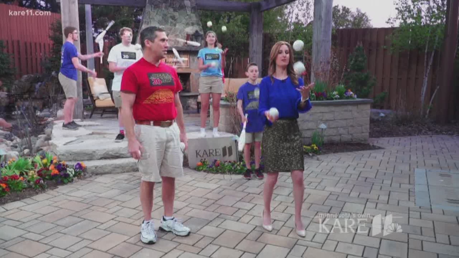 The world's biggest youth juggling group stopped by Sunrise and tried to teach Ellery how to juggle.