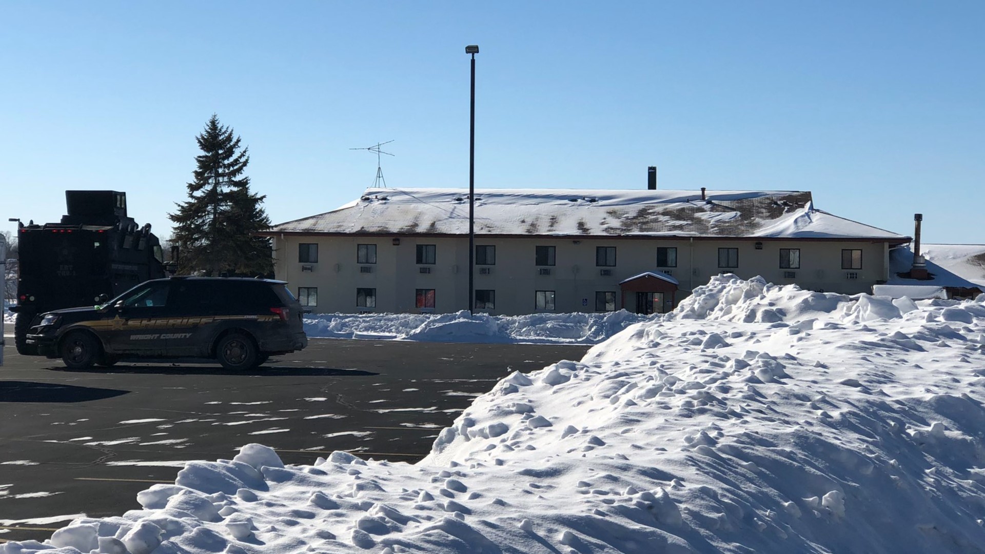 Sources 1 dead following Buffalo Allina Clinic shooting