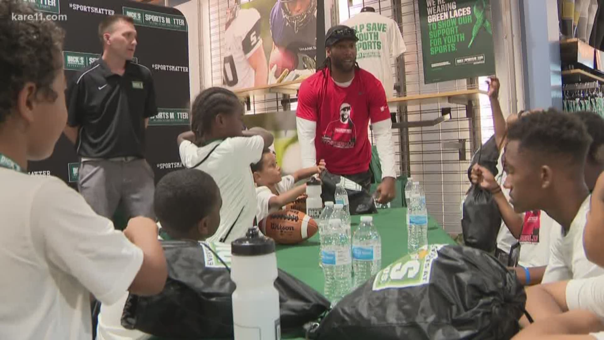 The Former Holy Angels star and Dicks Sporting Goods teamed up to take kids on a $200 shopping spree.