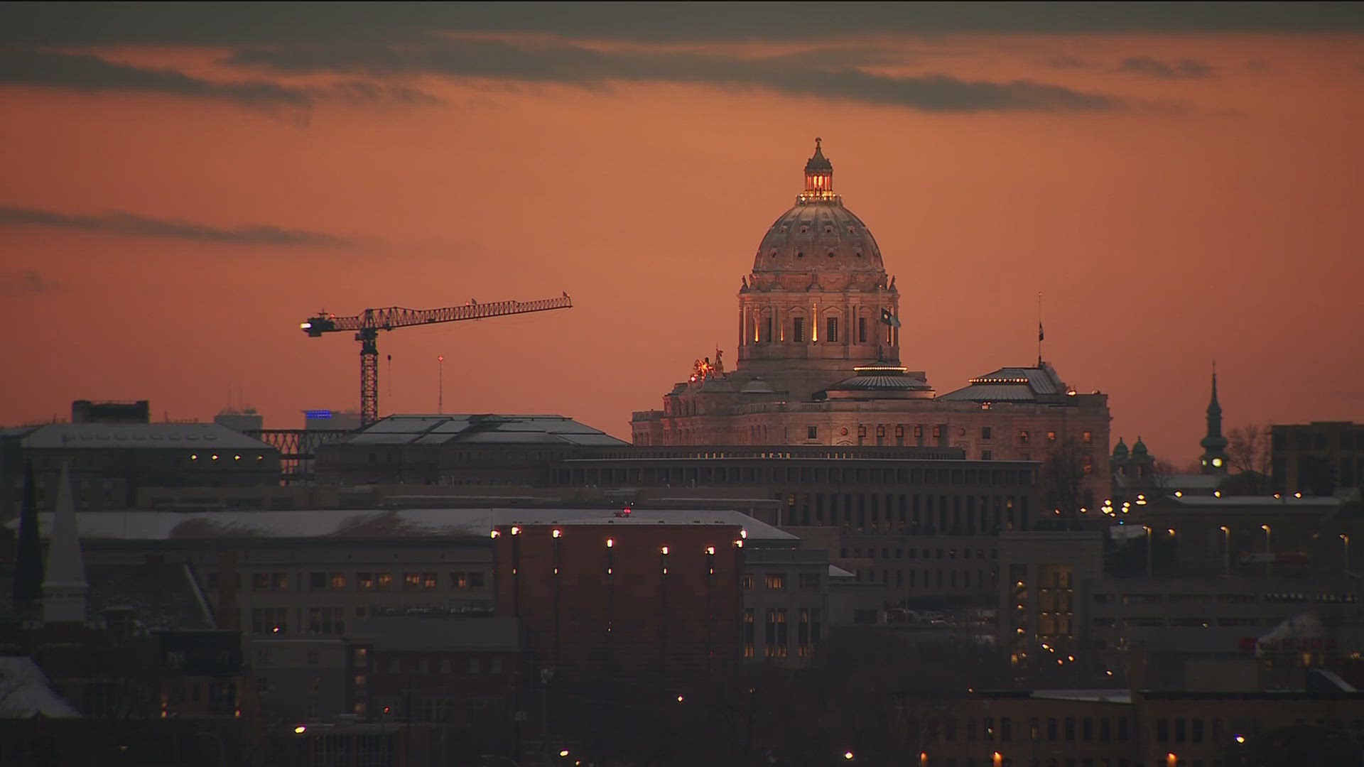 Minnesotans trying to access paid family leave describe long wait times ...