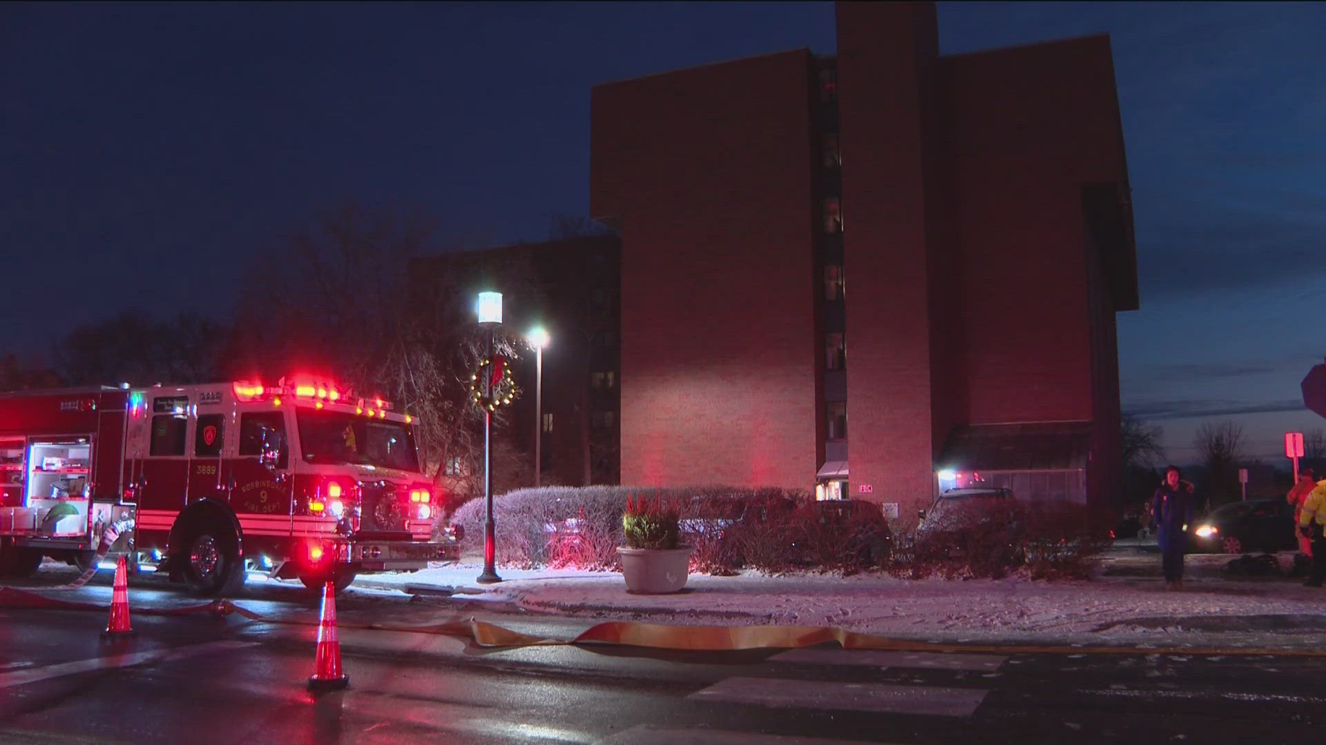 Firefighters were confronted by heavy smoke at the Robbins Landing Apartments, but also frigid temps that made battling the fire difficult.