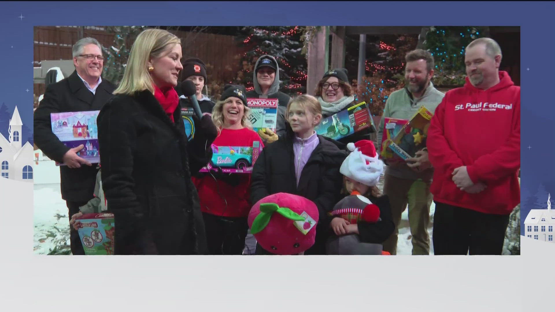 Kowalski's and St. Paul Federal Credit Union stopped by KARE to help Toys for Tots. 