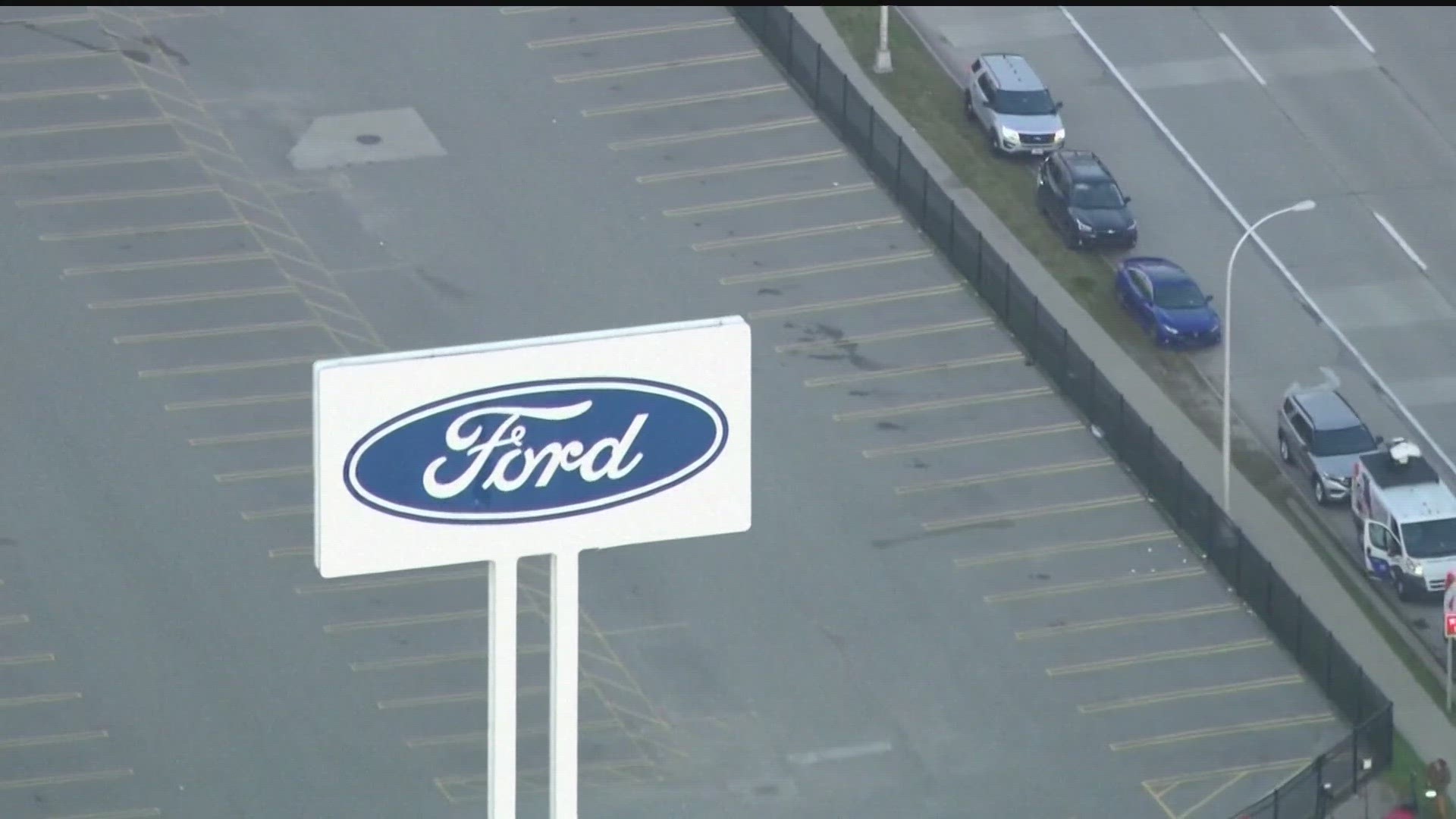 Under the proposed agreement, Ford workers would get 25% cost of living wage increases.