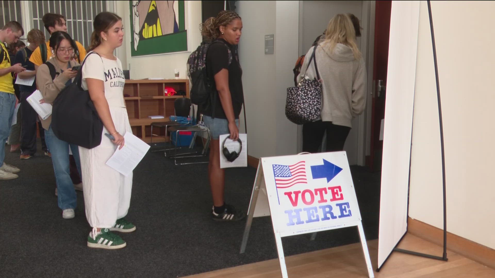 Voterpalooza and a pop-up voting center allowed students to cast their vote early for the upcoming election.